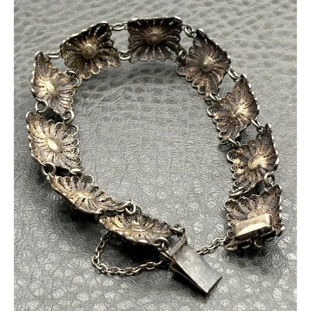 Vintage Art Deco 800 Silver Filigree Flower Panel Bracelet Silver 6.5